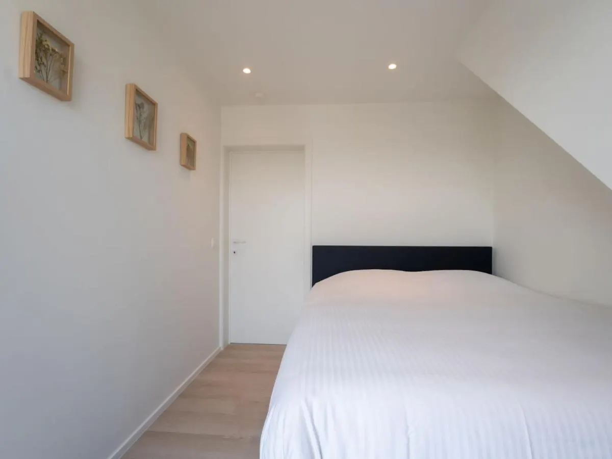 Apartment Verborgen Pareltje By Interhome Bredene